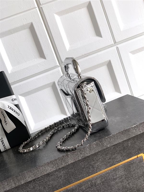 2026131222437183 700